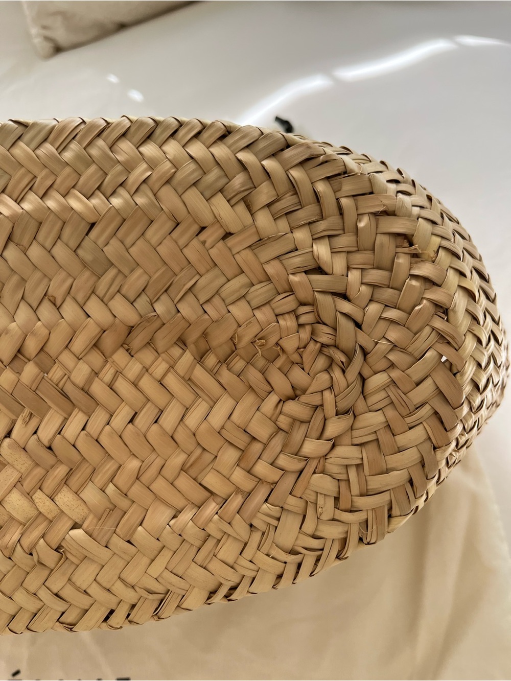 Celine Medium Classic Panier in Palm Leaves and Calfskin - Picture 8 of 12